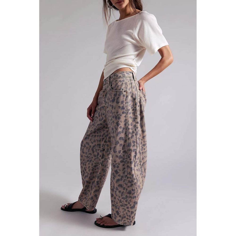 Free People We The Free Good Luck Printed Barrel Jeans Brown Sugar 27 Leopard - Picture 2 of 16